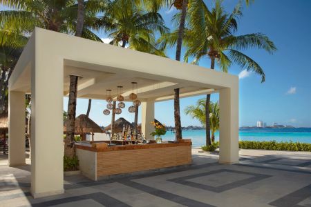 Dreams Sands Cancun Resort & Spa