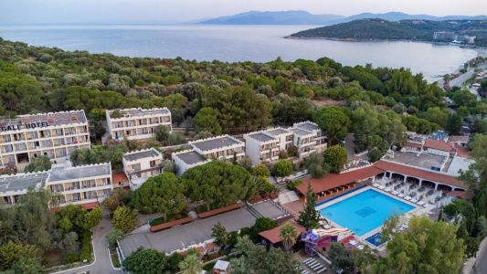 PIGALE BEACH RESORT