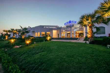 OLD VIC SHARM RESORT